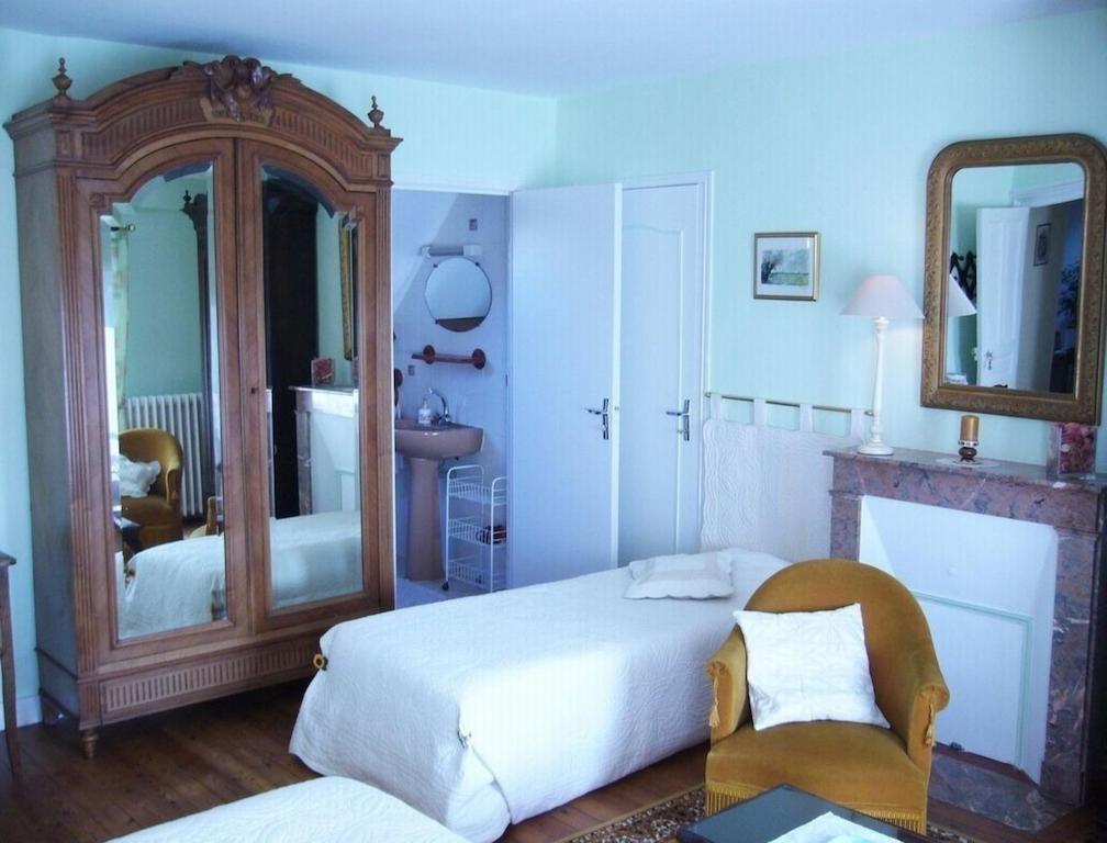 Ferme De Dauval Bed and Breakfast Mandeville-en-Bessin Δωμάτιο φωτογραφία